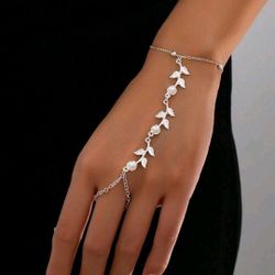 1 Piece Fashionable Minimalist Pearl Inlaid Leaf Chain Knuckle Bracelet 