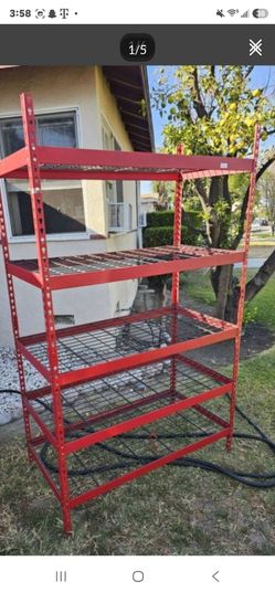 Husky 5 shelfs Tier