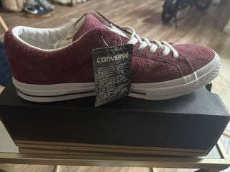 Converse Bordeaux