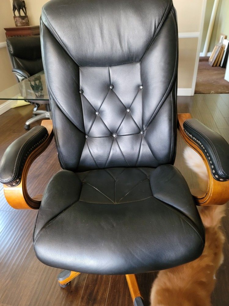 Nice Office Chair