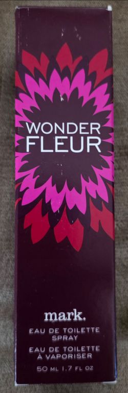 Mark. Wonder Fleur Eau de Toilette Spray 50ml