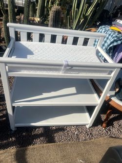 Baby changing table