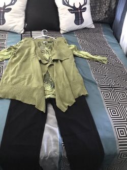 Nuevo el cardigan y blusa el pantalón una puesta