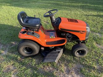 2015 Ariens 17.5 HP 42 Cut Riding Mower for Sale in Seffner FL