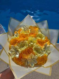 Yellow eternal flower bouquet 💐