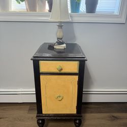 Wooden Side Table With Lamp
