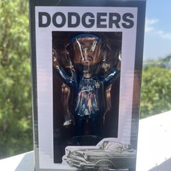 BRAND NEW ICE CUBE BOBBLE HEAD