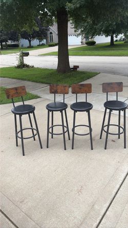 4 Stools