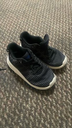 Boy Shoes Adidas Color Black Sise 7k In Good Condion