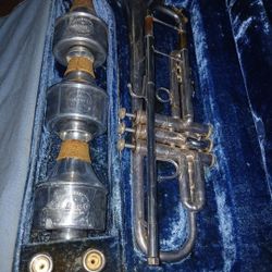 BACH STRADIVARIUS TRUMPET