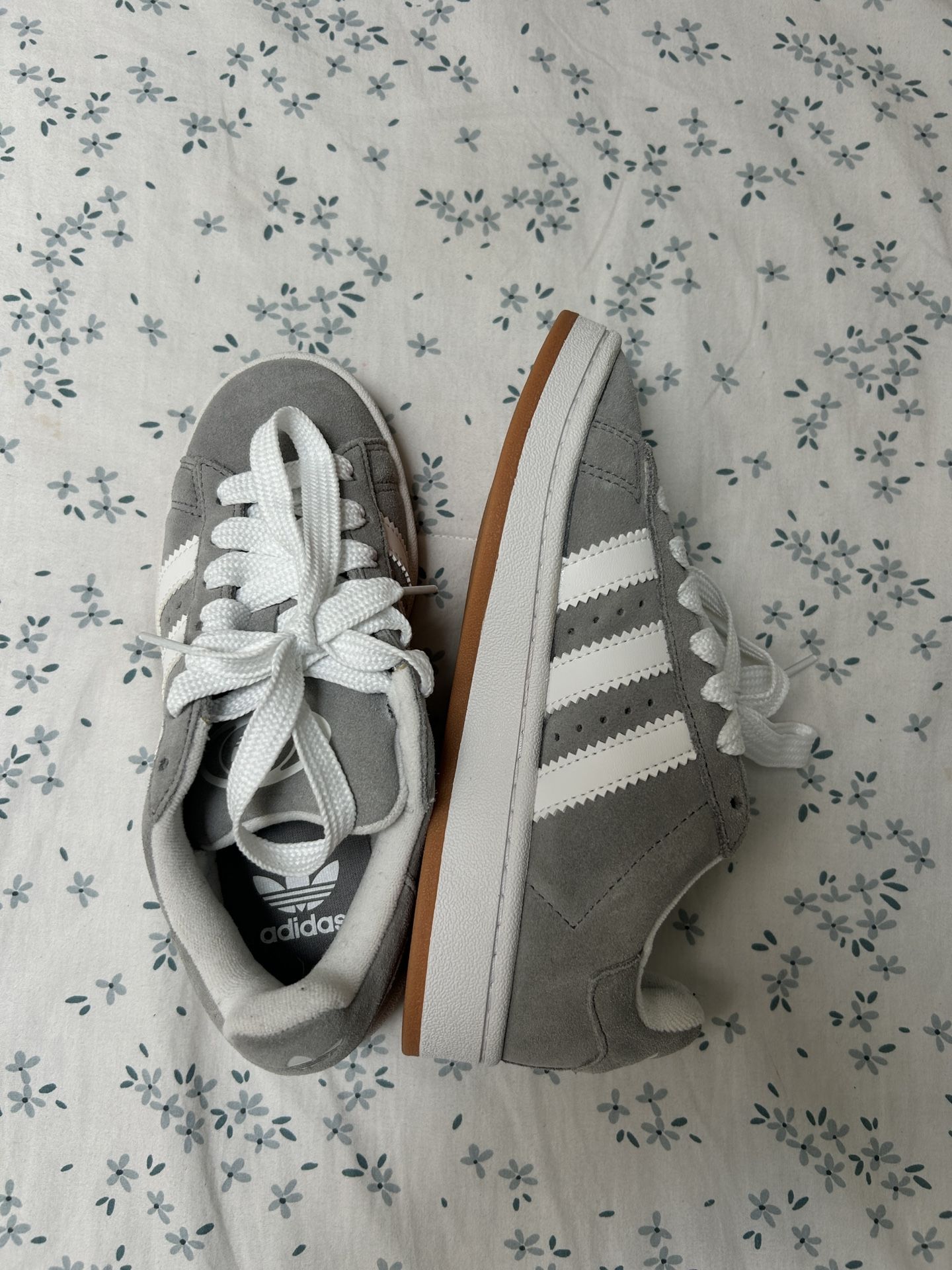 GREY CAMPUS OOS SHOES,All Products : American Fashion Style Bags On Sale