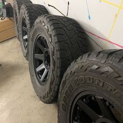 All Four Off-road Tire Wheel Rim