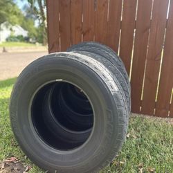 4 Bridgestone 255/75r17