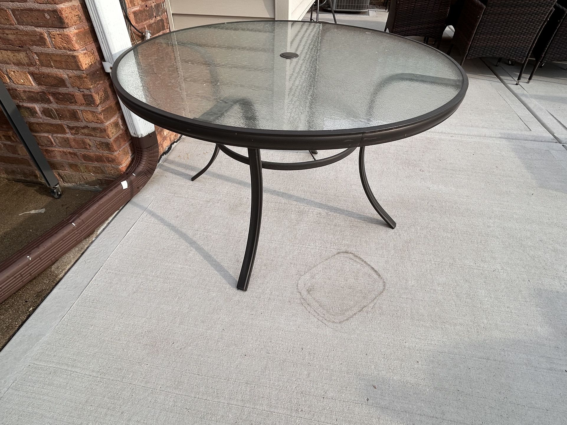 Patio Chairs And Table