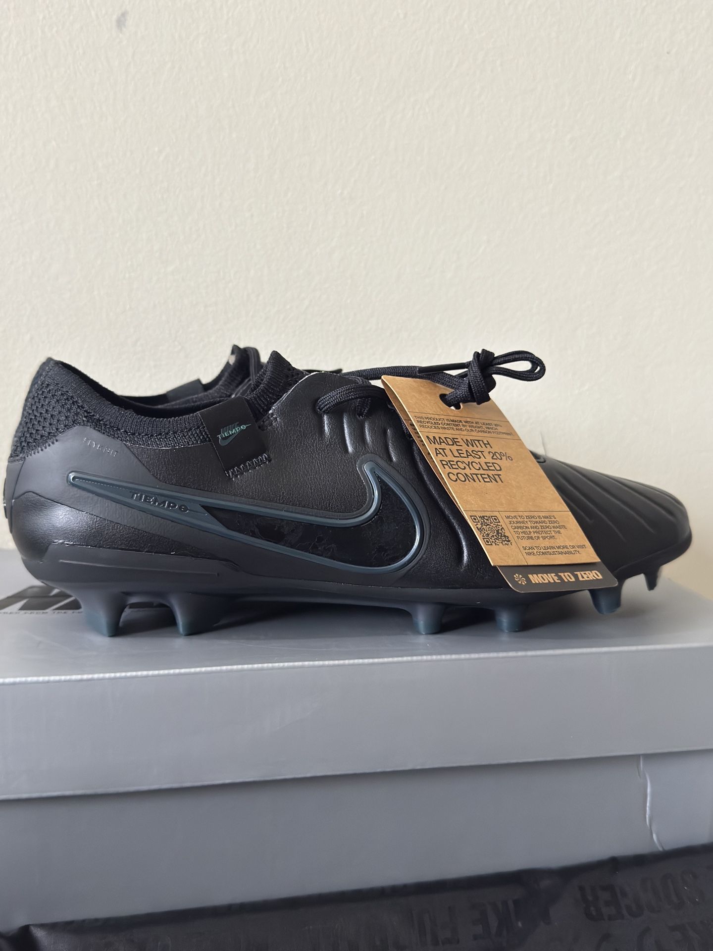 Elite Nike Tiempo FG - Size 9.5