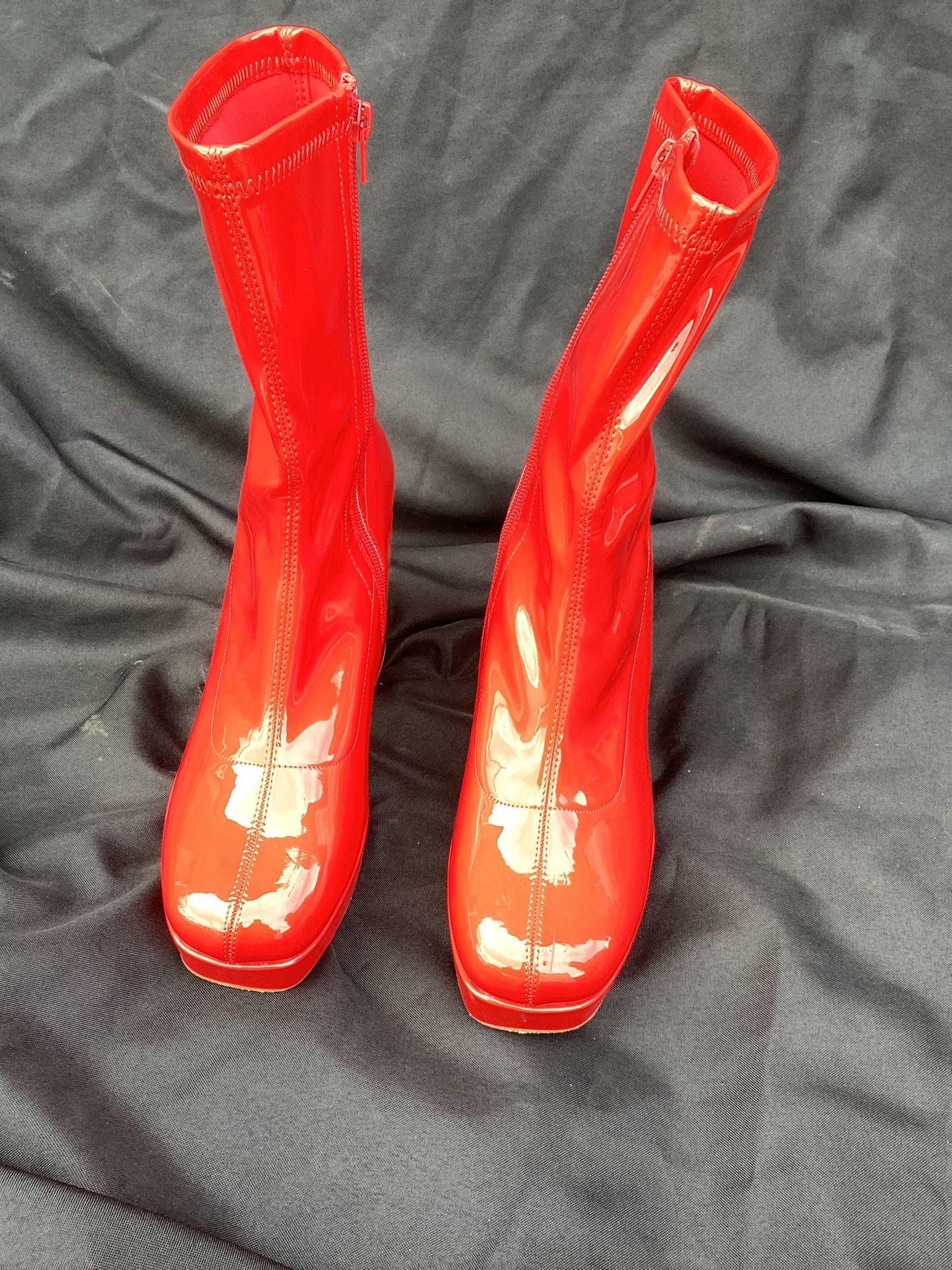 Dreampairs Shines Red Go go Platform Calf Boots
