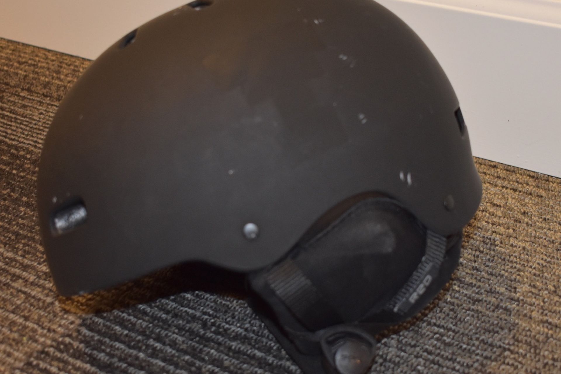 Red Trace Snowboard Helmet Size M