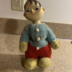 1962 Knickerbocker Disney Pinocchio stuffed doll