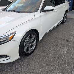 2018 Honda Accord exl 1.5  leather interior sun roof 12 800 obo 36 mil millas