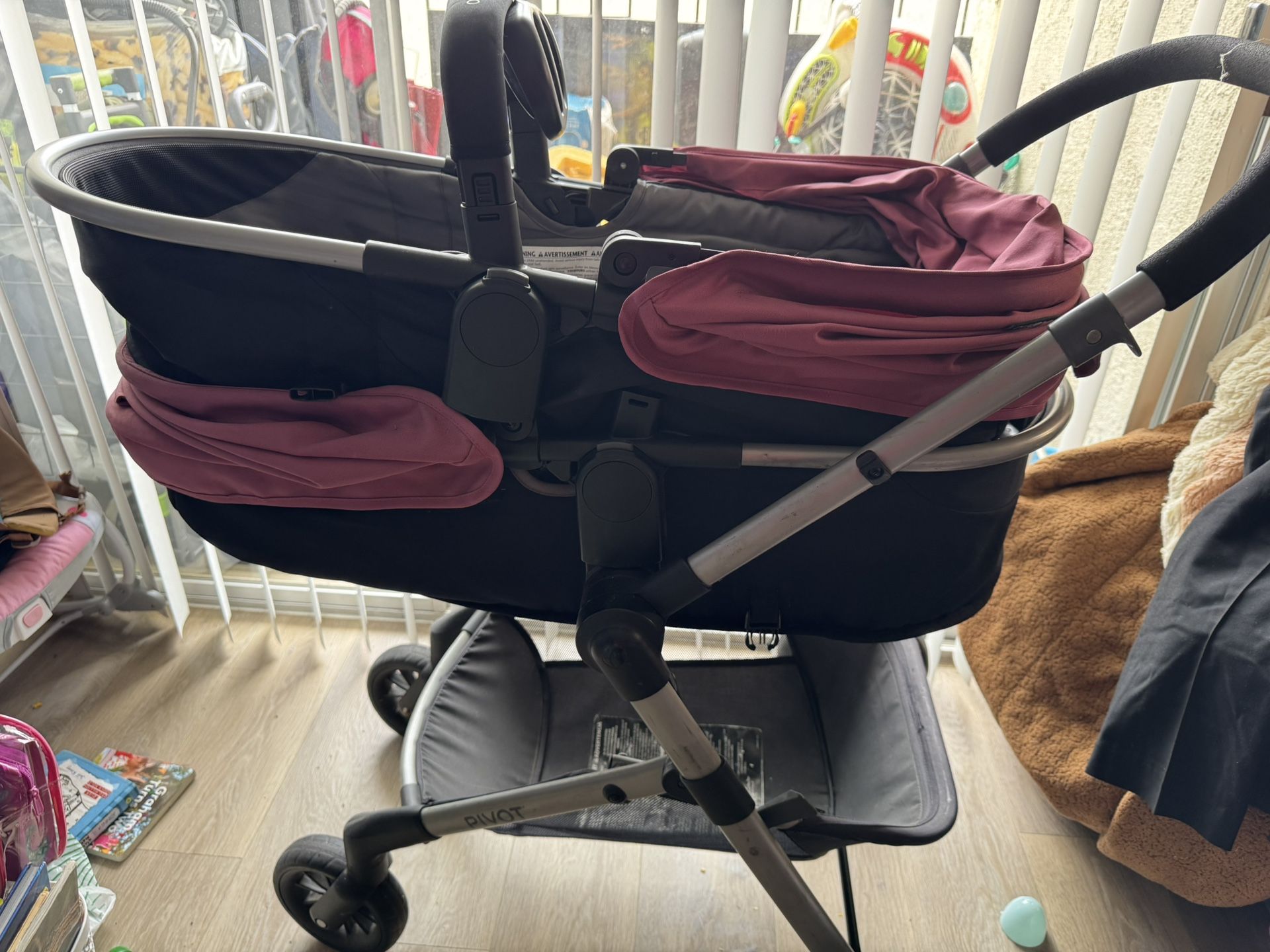 stokke design Sleepi V3 Crib/Bed Backpack Purse David Jones 911 GT3 Type 992 Yeti Bag/Strap Color:Venom/Black & Green Pattern Strap The Tripp Trapp chair