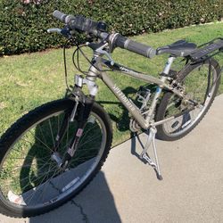 Specialized Hard Rock Mountain Bike