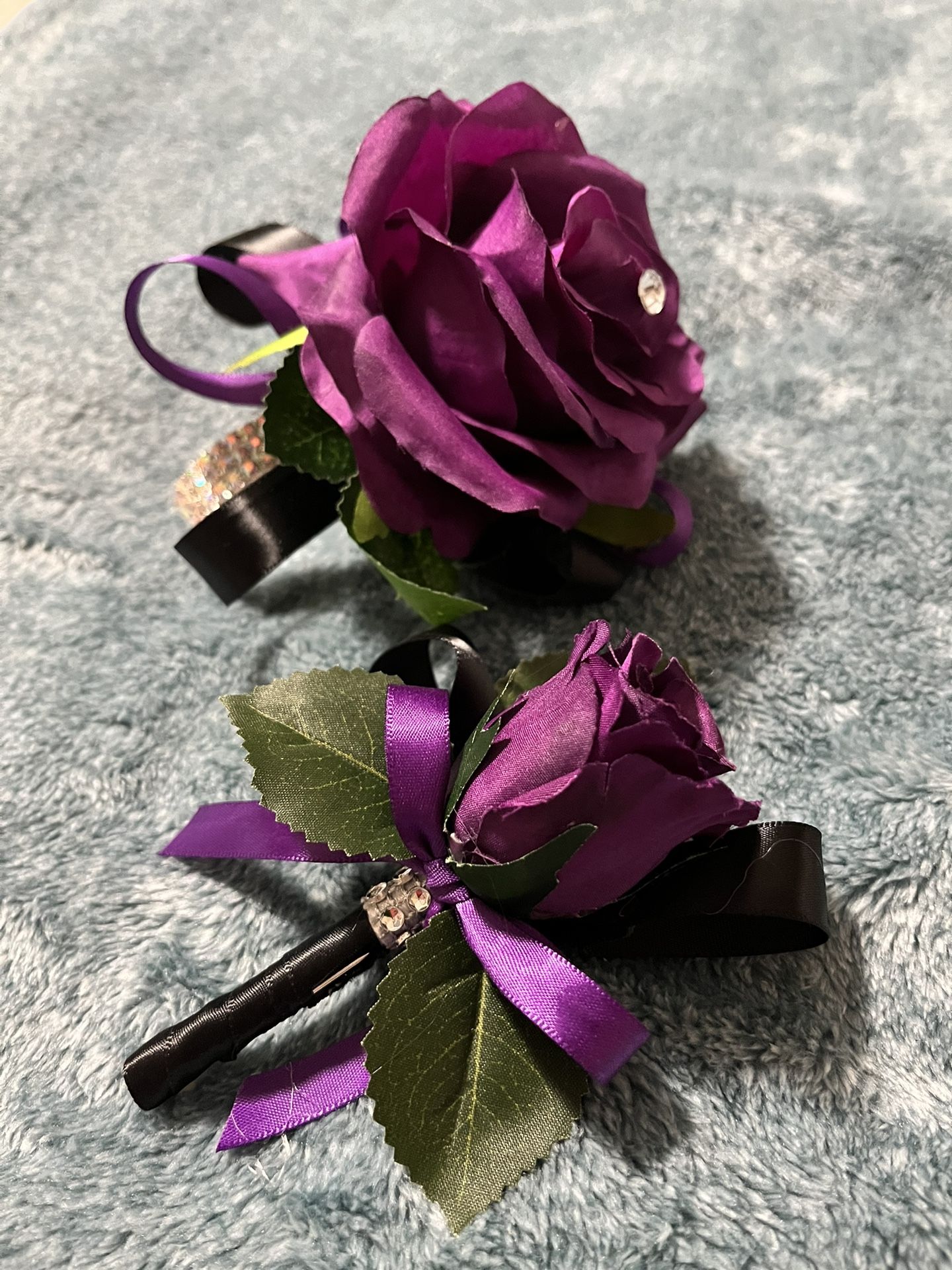 Corsage and Boutonniere Set: Artificial Roses