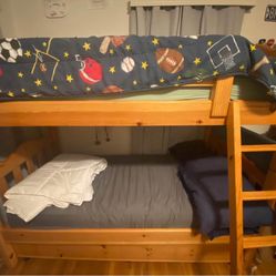 Bunk Bed With Trundle