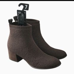 Brown Solid Ankle Block Heel Bootie Pull On Round Toe Casual Fall Winter
