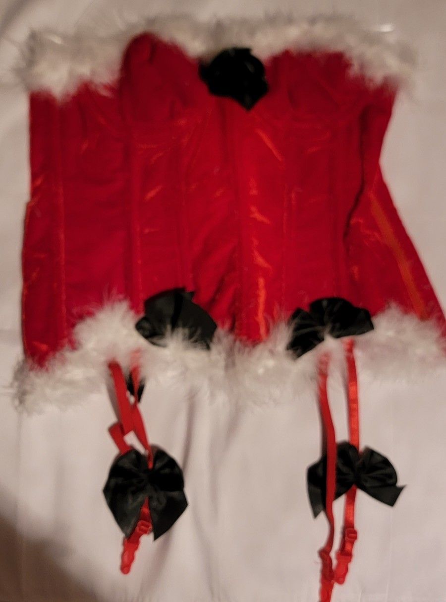 $5- Size Medium And Extra Large