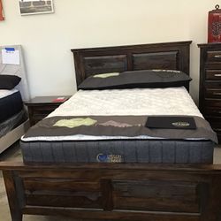 SONORA QUEEN BED in SOLID WOOD!