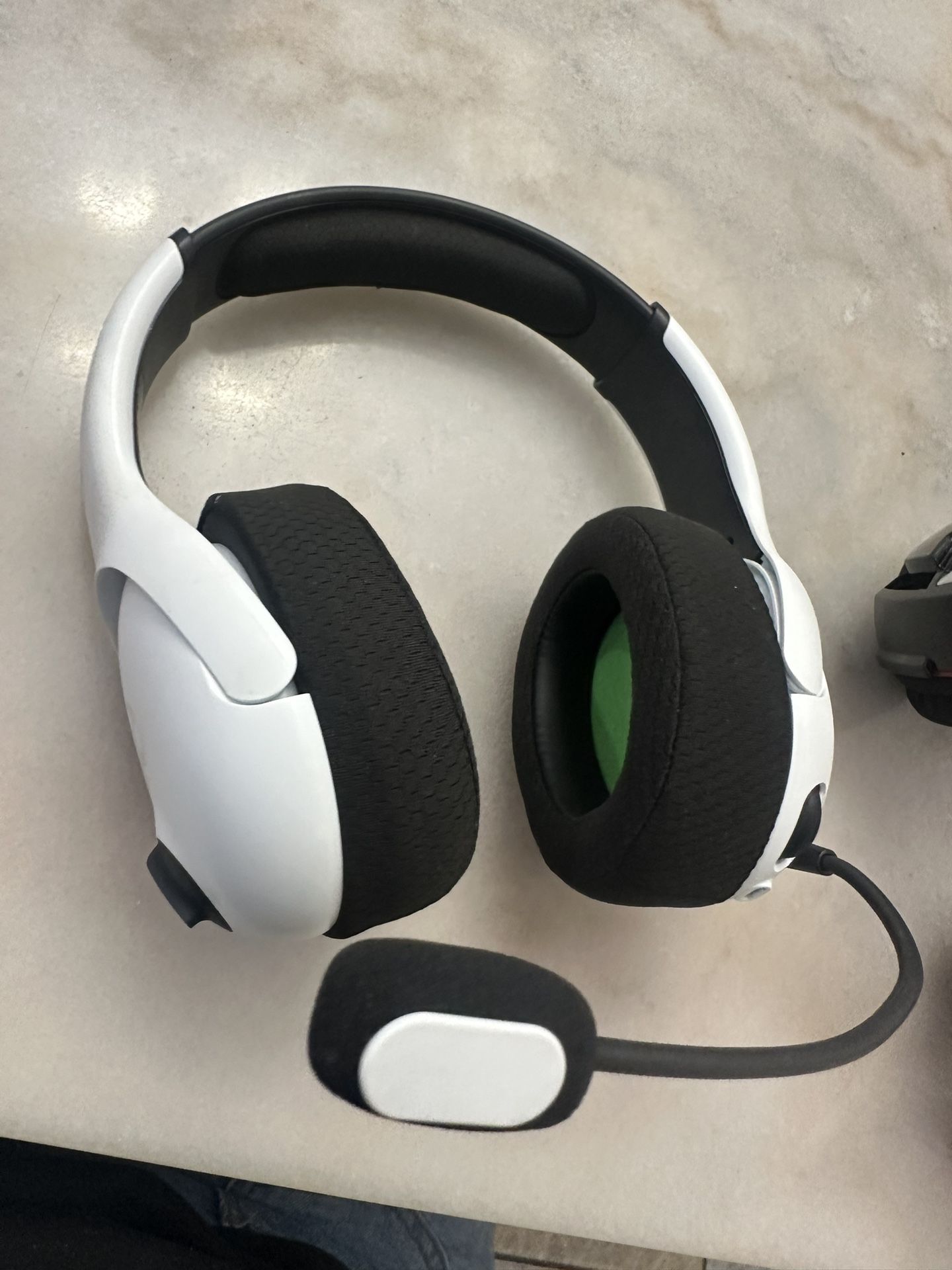 Xbox Gaming Headset WIRELESS $25