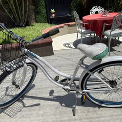 Bike Beach Cruiser   Makana God Condition 