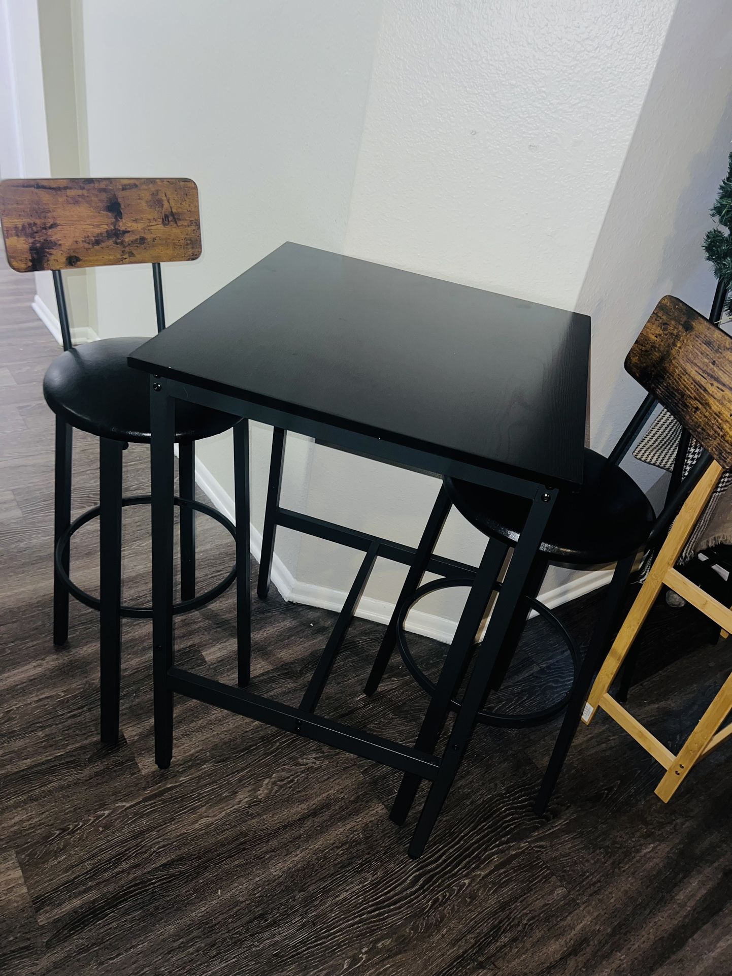 bar table with stools 