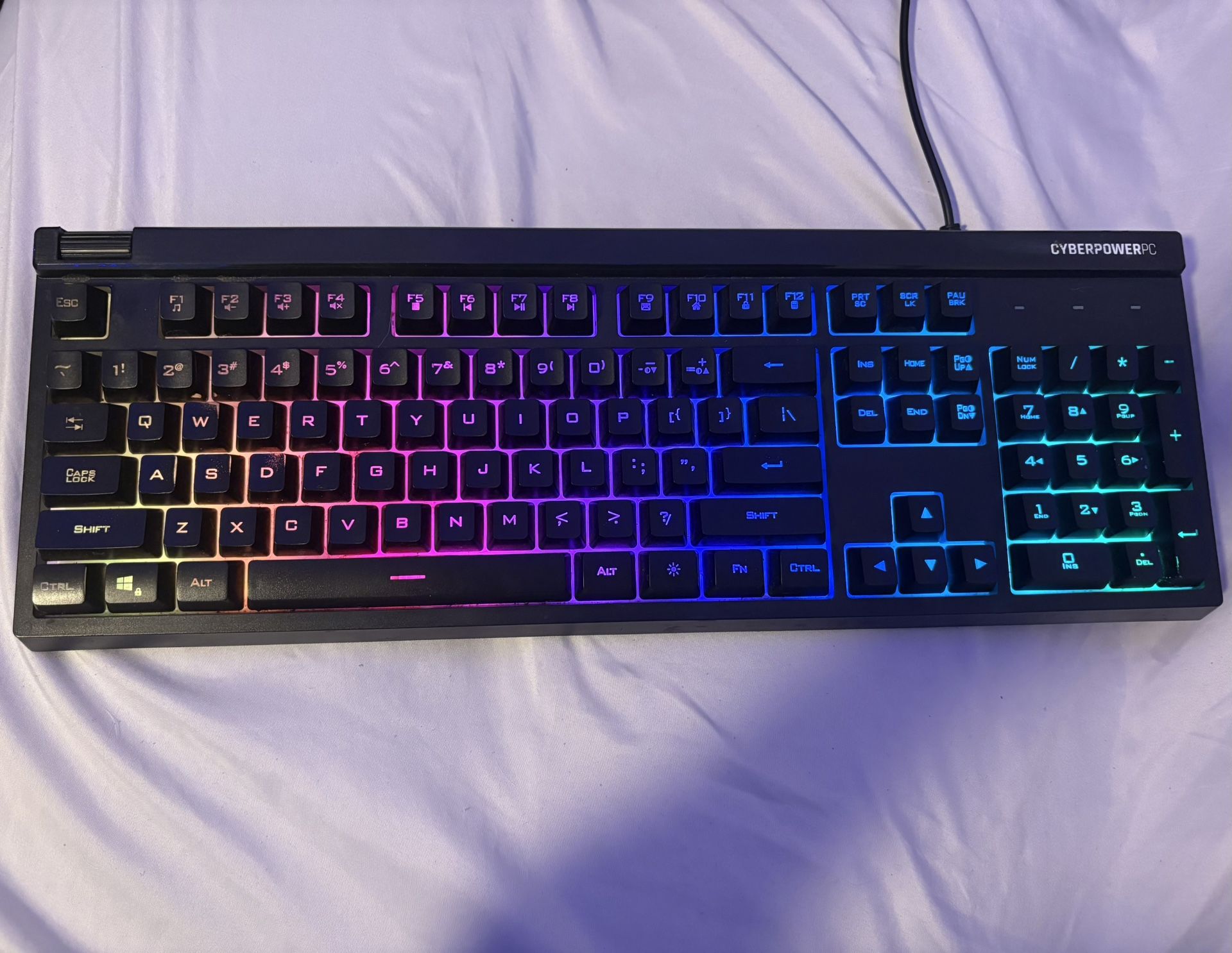 Wired gaming keyboard 