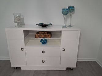 High-End White Sideboard – Heavy Duty & Textured Finish
