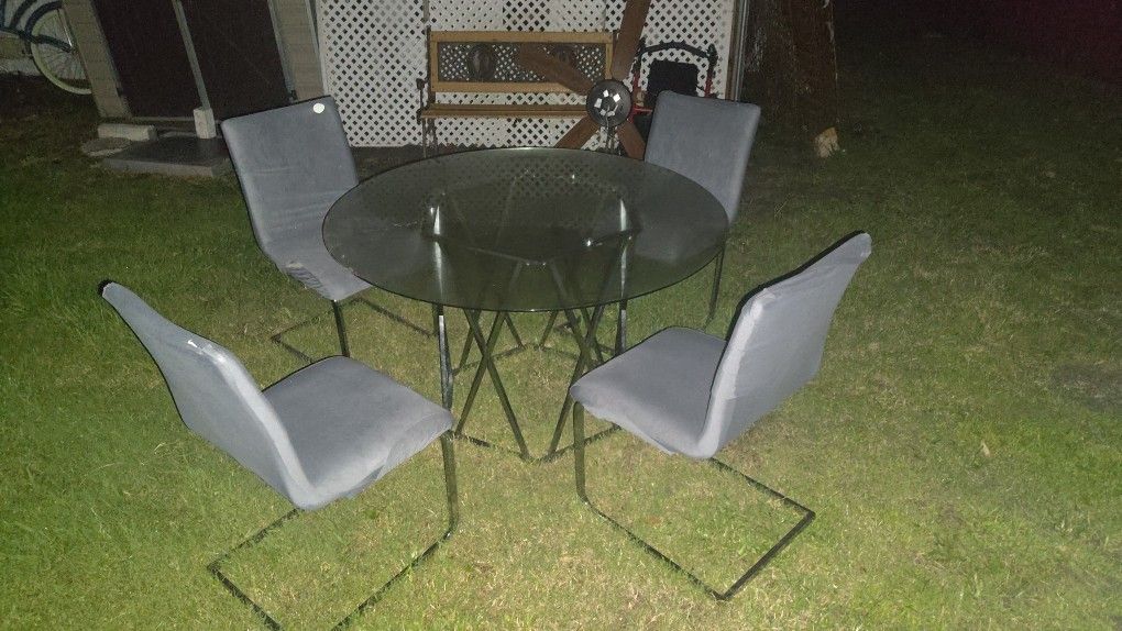 Dining Table 4 Chairs