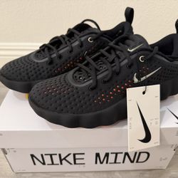 Nike Mind 002 Black Women Size W 9.5 / M 8 🔥