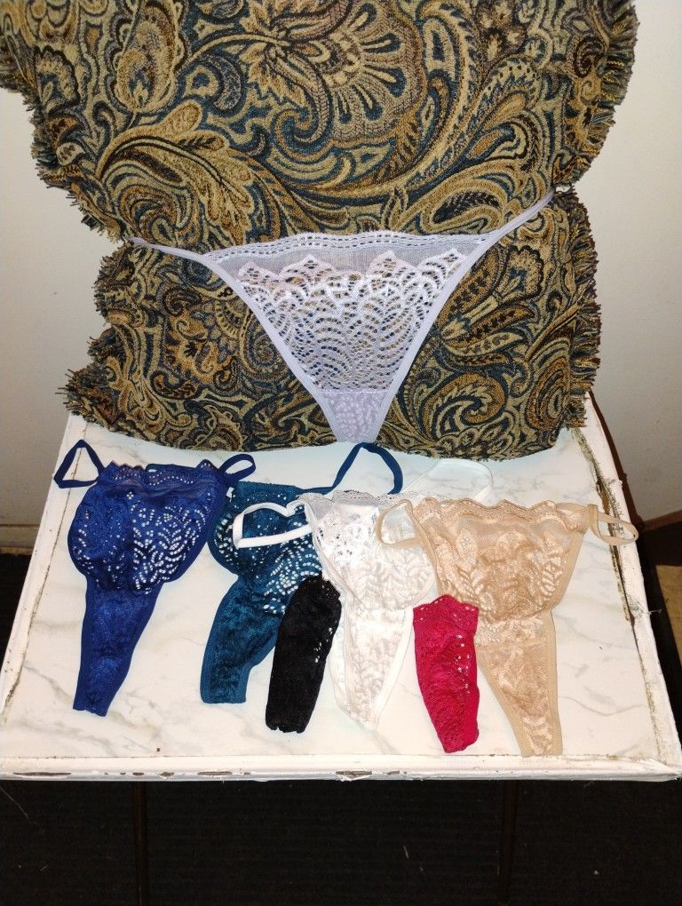 Women's Lace Panties Set Medium 