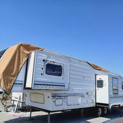 40ft  RV Trailer