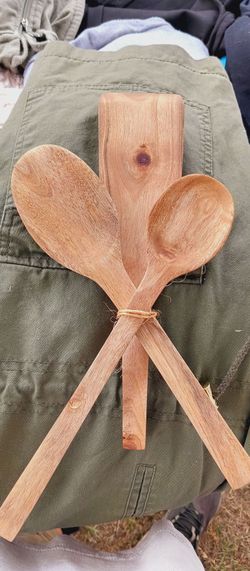 Wood utensils