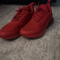 Nike 270