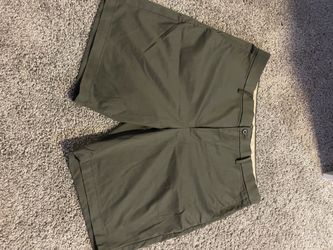 BANANA REPUBLIC SHORT $10 size 36