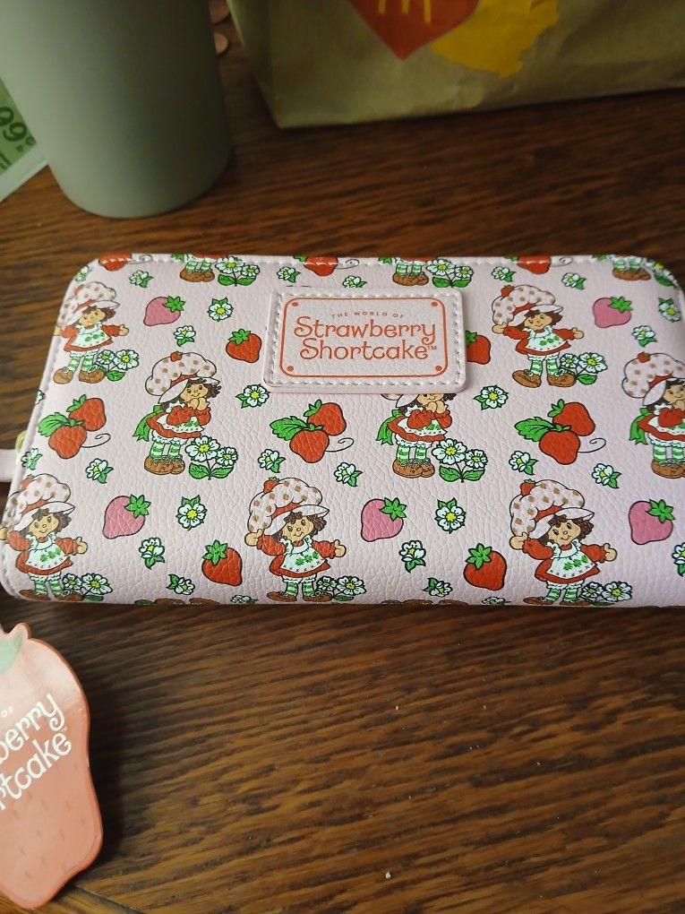 Strawberry shortcake hand wallet