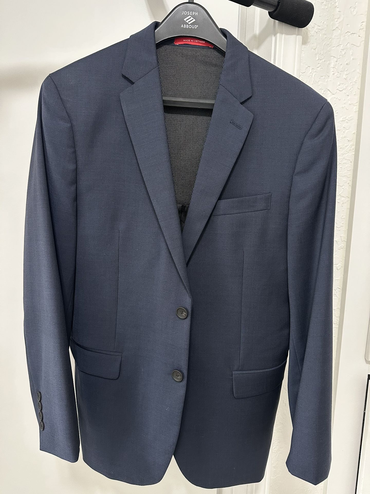 Men’s Slim Fit Suit