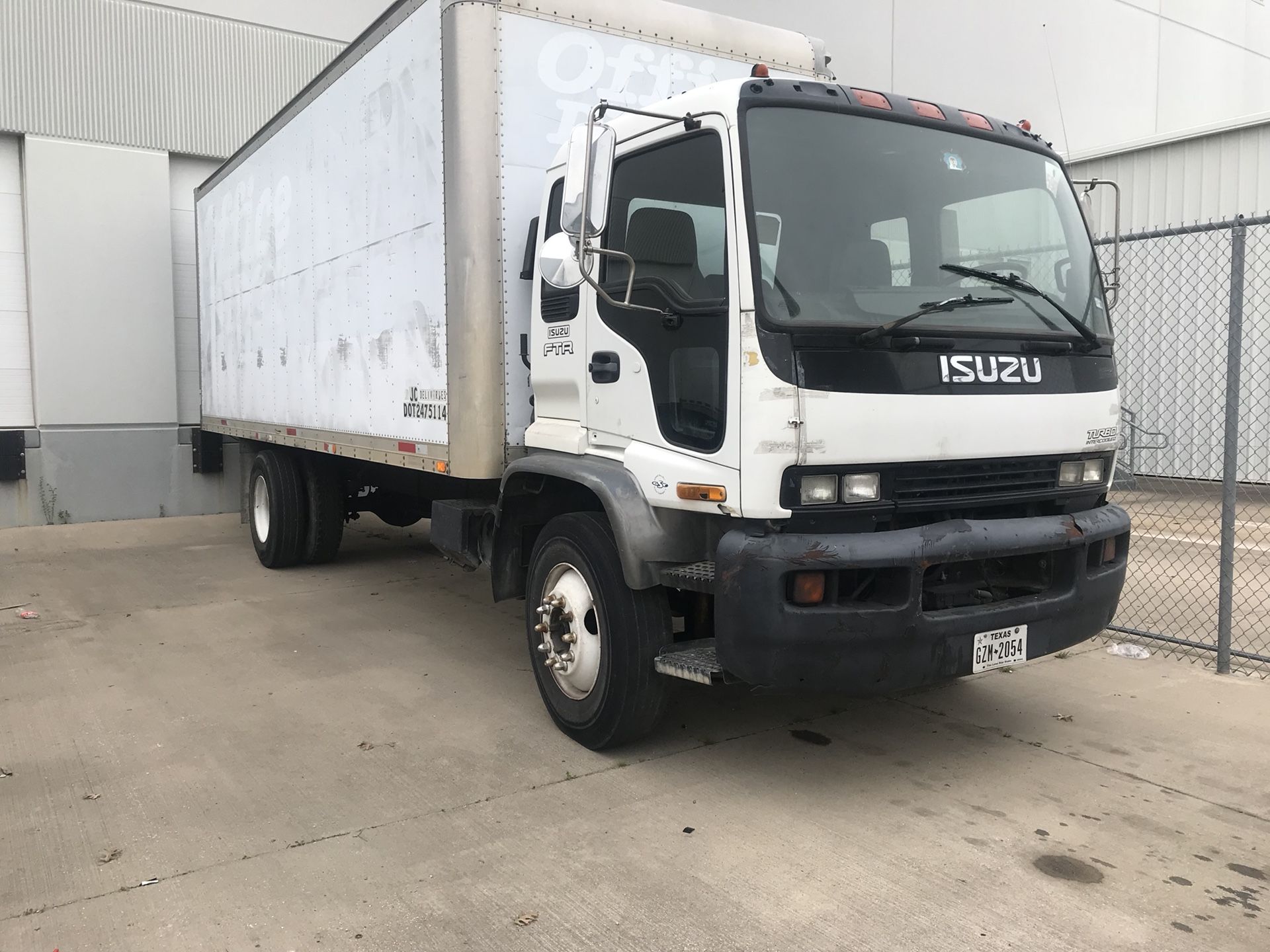 Isuzu Box truck for Sale in Dallas, TX - OfferUp