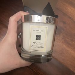 Jo Malone English Pear & Freesia Scented Candle - Full Size 2.5 In / 200 g Nobox
