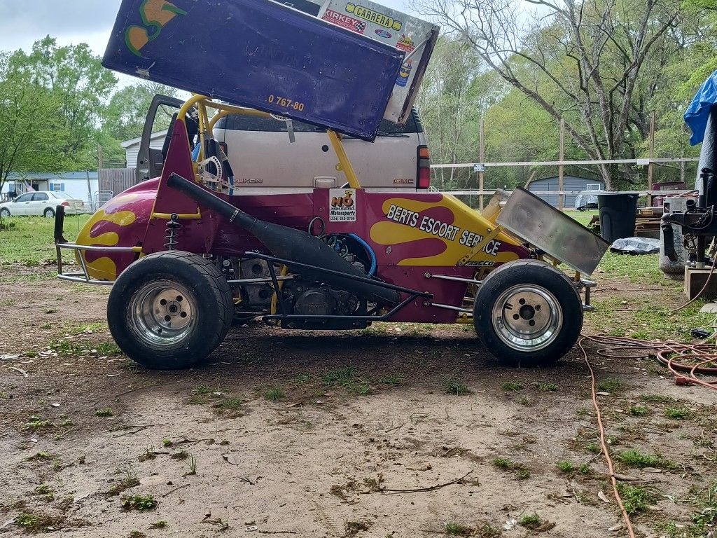 270cc Micro Sprint Race Car. $1800