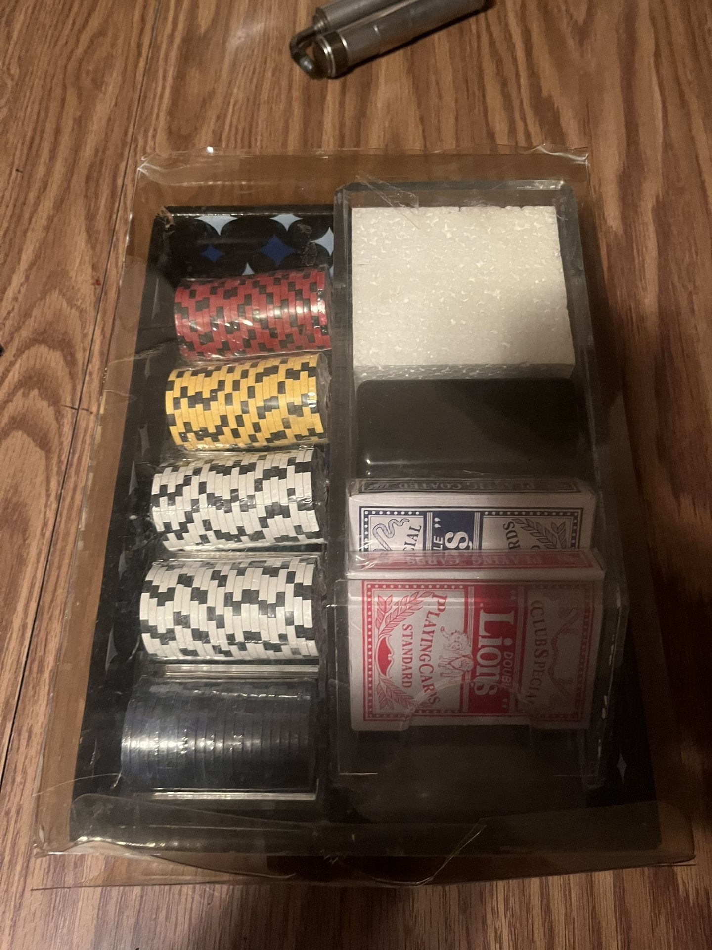 M.Louis Poker Room Set New