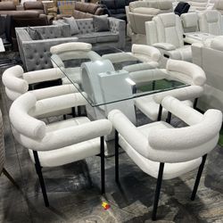 Modern Glass Dining Table with 6 Chairs / Mesa de comedor moderna de vidrio con 6 sillas