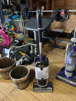 Shark/Dirt Devil Vacuum For Sale 